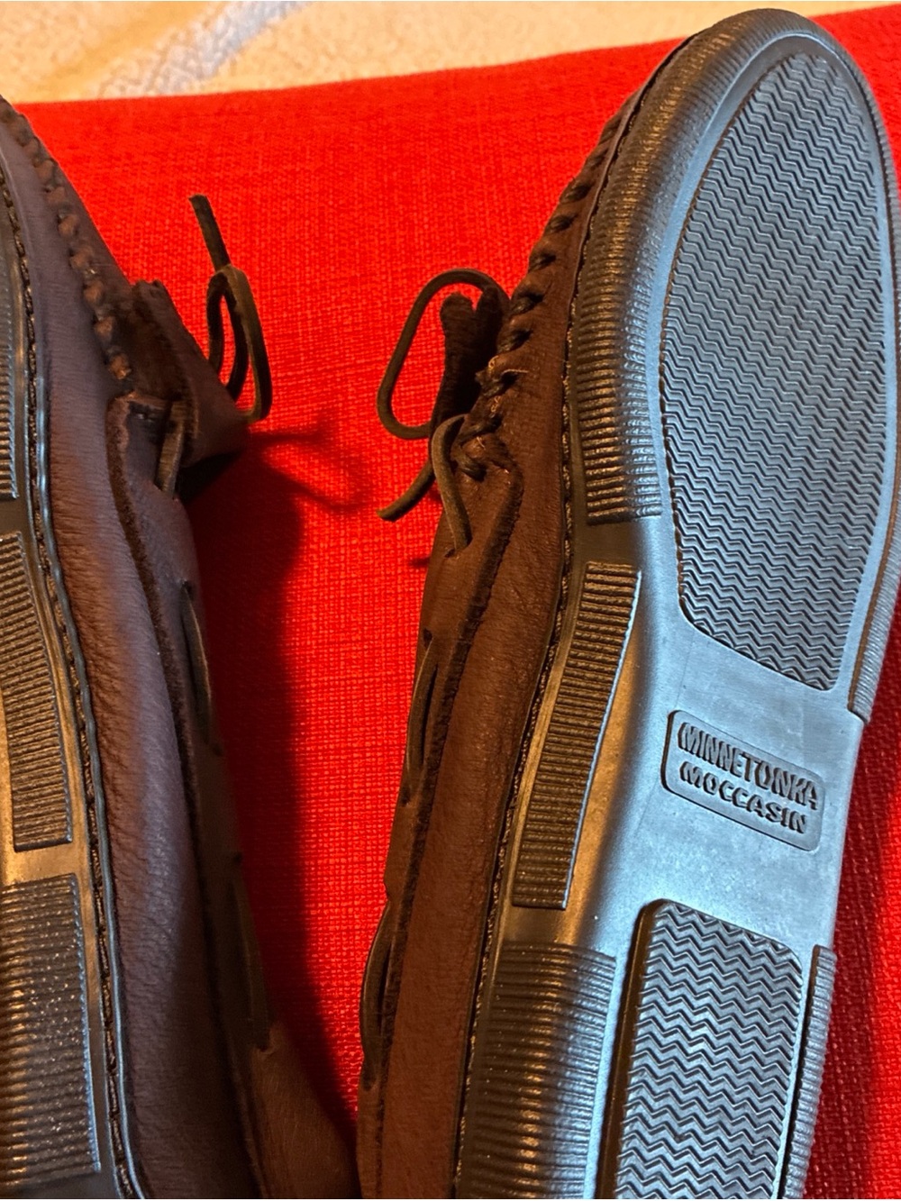 Minnetonka Moccasins Brown Moosehide Leather Sz 8.5  Moc Toe Tie Front Moccasins - Picture 3 of 8